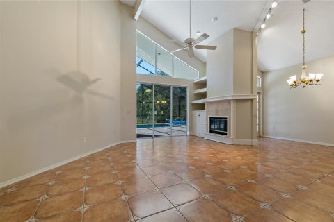 House in Tarpon Springs, Florida 2 bedrooms, 227.52 sq.m. № 1848040 - photo 7