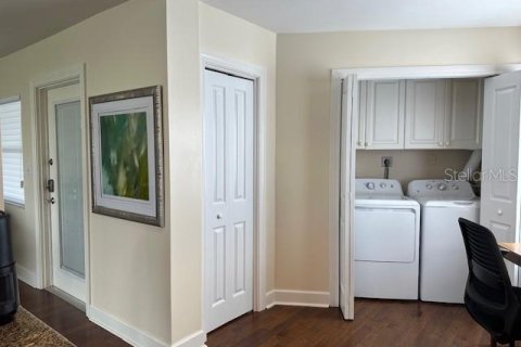Copropriété à louer à Sarasota, Floride: 2 chambres, 125.05 m2 № 1878334 - photo 8