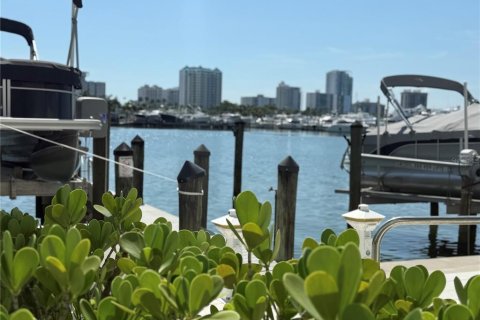 Copropriété à louer à Sarasota, Floride: 2 chambres, 125.05 m2 № 1878334 - photo 19