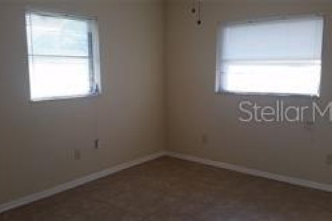 Apartamento en alquiler en Port Charlotte, Florida, 2 dormitorios, 76.37 m2 № 1800512 - foto 5