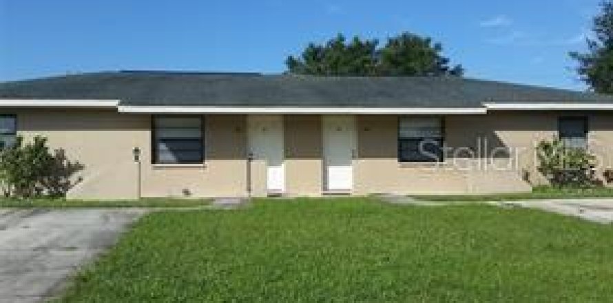 Apartamento en Port Charlotte, Florida 2 dormitorios, 76.37 m2 № 1800512