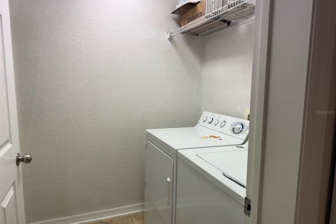 Condo in Tampa, Florida, 2 bedrooms № 2204311 - photo 7