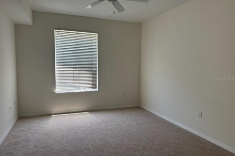 Condo in Tampa, Florida, 2 bedrooms № 2204311 - photo 10