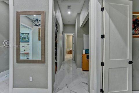 Villa ou maison à vendre à Loxahatchee Groves, Floride: 5 chambres, 424.38 m2 № 2253972 - photo 28