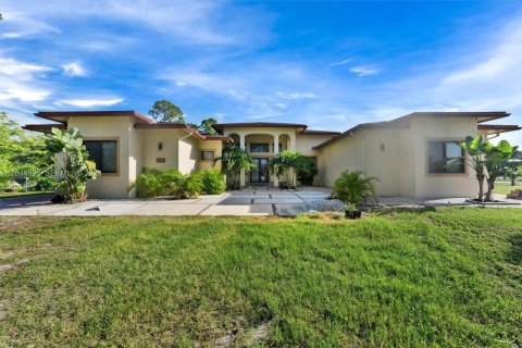 Villa ou maison à Loxahatchee Groves, Floride 5 chambres, 424.38 m2 № 2253972