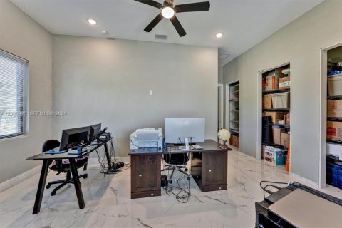 Villa ou maison à vendre à Loxahatchee Groves, Floride: 5 chambres, 424.38 m2 № 2253972 - photo 30