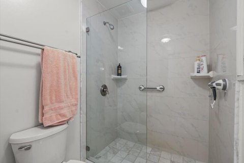 House in Tampa, Florida 4 bedrooms, 201.51 sq.m. № 1884855 - photo 30