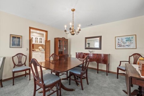 House in Tampa, Florida 4 bedrooms, 201.51 sq.m. № 1884855 - photo 12