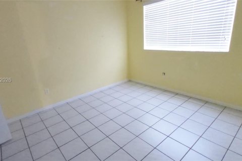 Adosado en alquiler en Cooper City, Florida, 3 dormitorios, 138.24 m2 № 2006463 - foto 17