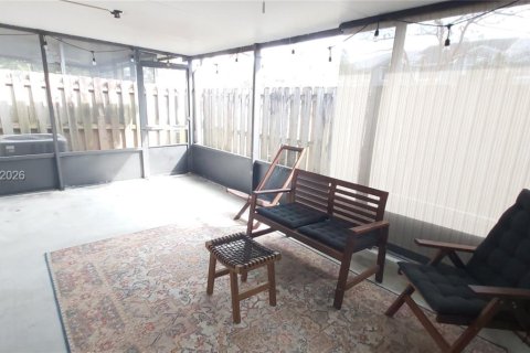 Adosado en alquiler en Cooper City, Florida, 3 dormitorios, 138.24 m2 № 2006463 - foto 6