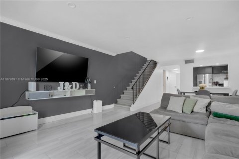 Купить кондоминиум в Майами, Флорида 2 спальни, 95.32м2, № 1921624 - фото 1