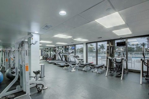 Copropriété à louer à Bal Harbour, Floride: 1 chambre, 94.3 m2 № 1968321 - photo 6