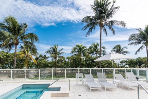 Copropriété à louer à Bal Harbour, Floride: 1 chambre, 94.3 m2 № 1968321 - photo 4