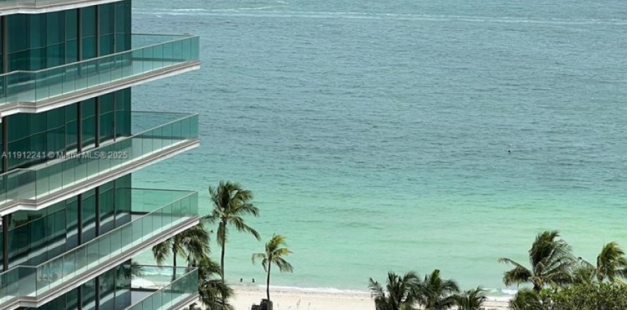 Condo à Bal Harbour, Floride, 1 chambre  № 1968321