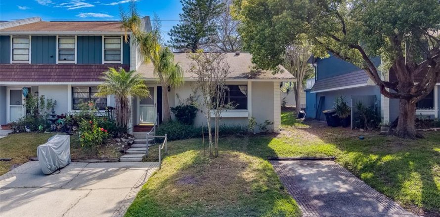 Townhouse in Clearwater, Florida 1 bedroom, 83.05 sq.m. № 1747215