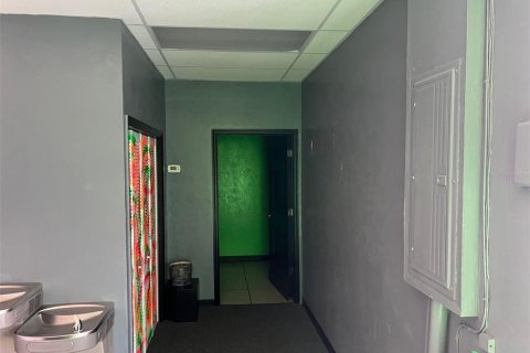Immobilier commercial à louer à Alachua, Floride: 117.06 m2 № 1425144 - photo 9