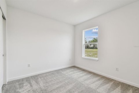 House in Parrish, Florida 5 bedrooms, 242.94 sq.m. № 1547329 - photo 7
