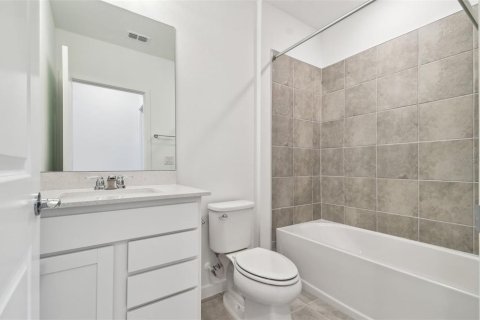 House in Parrish, Florida 5 bedrooms, 242.94 sq.m. № 1547329 - photo 8