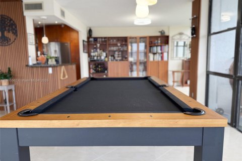 Купить кондоминиум в Халландейл-Бич, Флорида 2 спальни, 132.85м2, № 2055754 - фото 11