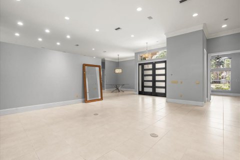 Casa en venta en Temple Terrace, Florida, 4 dormitorios, 339.93 m2 № 1784772 - foto 13