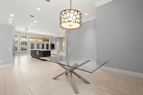 Casa en venta en Temple Terrace, Florida, 4 dormitorios, 339.93 m2 № 1784772 - foto 12