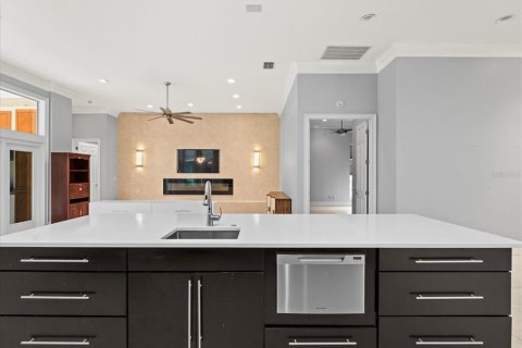 Casa en venta en Temple Terrace, Florida, 4 dormitorios, 339.93 m2 № 1784772 - foto 23