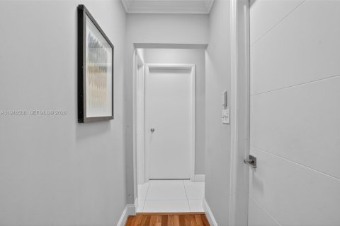 Villa ou maison à vendre à Hollywood, Floride: 3 chambres, 174.28 m2 № 2003571 - photo 17