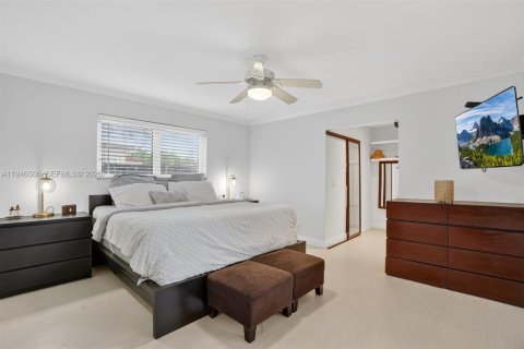 Villa ou maison à vendre à Hollywood, Floride: 3 chambres, 174.28 m2 № 2003571 - photo 18