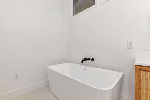 Casa en alquiler en Sarasota, Florida, 3 dormitorios, 174.75 m2 № 1908751 - foto 8