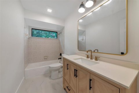 Casa en alquiler en Sarasota, Florida, 3 dormitorios, 174.75 m2 № 1908751 - foto 23