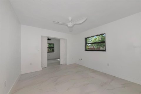 Casa en alquiler en Sarasota, Florida, 3 dormitorios, 174.75 m2 № 1908751 - foto 22