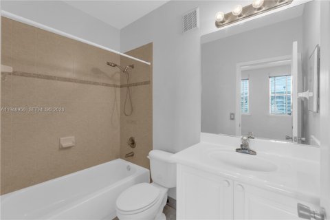 Copropriété à vendre à Doral, Floride: 3 chambres, 135.64 m2 № 2003564 - photo 26