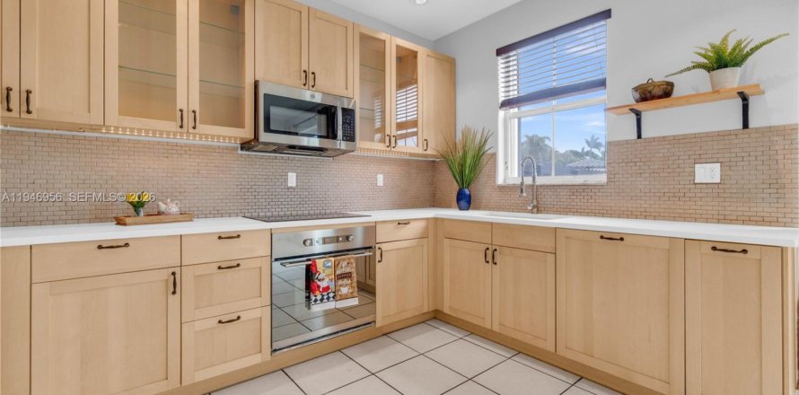 Condo à Doral, Floride, 3 chambres  № 2003564