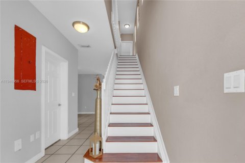 Copropriété à vendre à Doral, Floride: 3 chambres, 135.64 m2 № 2003564 - photo 3