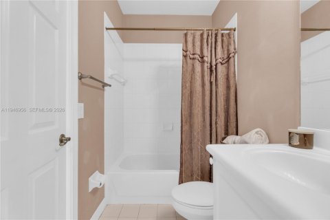 Copropriété à vendre à Doral, Floride: 3 chambres, 135.64 m2 № 2003564 - photo 18