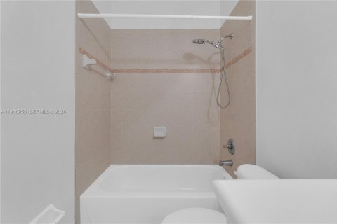 Copropriété à vendre à Doral, Floride: 3 chambres, 135.64 m2 № 2003564 - photo 27