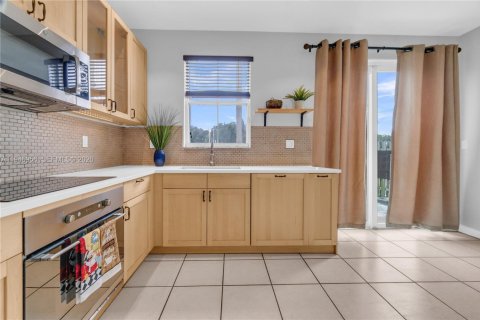 Copropriété à vendre à Doral, Floride: 3 chambres, 135.64 m2 № 2003564 - photo 14