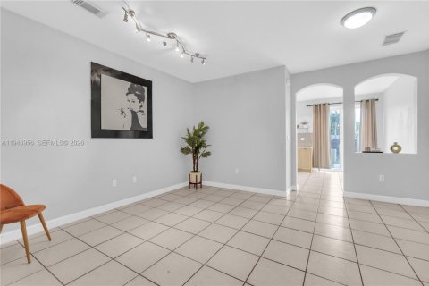 Copropriété à vendre à Doral, Floride: 3 chambres, 135.64 m2 № 2003564 - photo 5