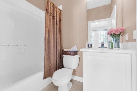 Copropriété à vendre à Doral, Floride: 3 chambres, 135.64 m2 № 2003564 - photo 19