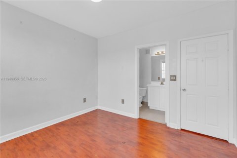 Copropriété à vendre à Doral, Floride: 3 chambres, 135.64 m2 № 2003564 - photo 24