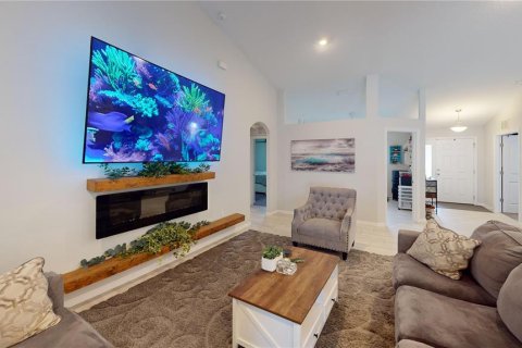 Casa en venta en Palm Coast, Florida, 5 dormitorios, 228.91 m2 № 2354210 - foto 11