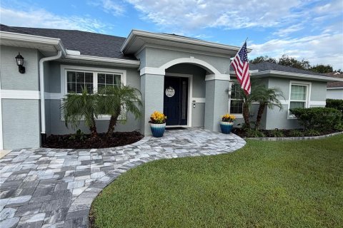 Casa en venta en Palm Coast, Florida, 5 dormitorios, 228.91 m2 № 2354210 - foto 2