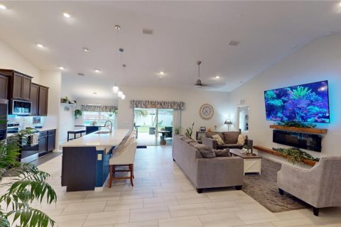 Casa en venta en Palm Coast, Florida, 5 dormitorios, 228.91 m2 № 2354210 - foto 7