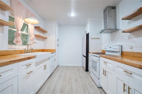 Villa ou maison à vendre à Lakeland, Floride: 2 chambres, 115.94 m2 № 2389399 - photo 15