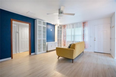 Villa ou maison à vendre à Lakeland, Floride: 2 chambres, 115.94 m2 № 2389399 - photo 2
