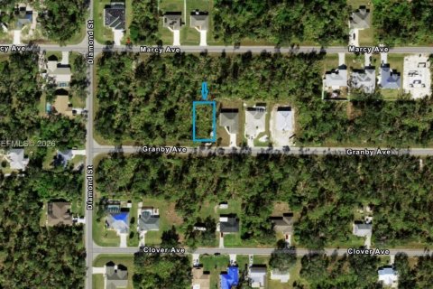 Terreno en venta en Port Charlotte, Florida № 2158600 - foto 3