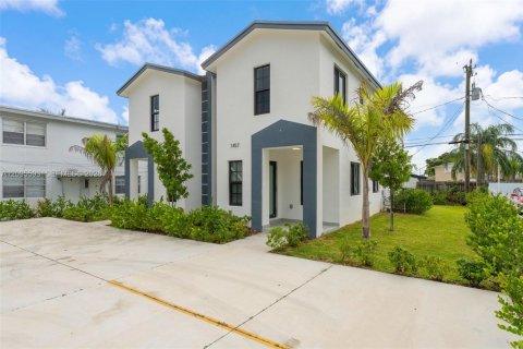 Immobilier commercial à vendre à Florida City, Floride: 239.87 m2 № 2385221 - photo 3