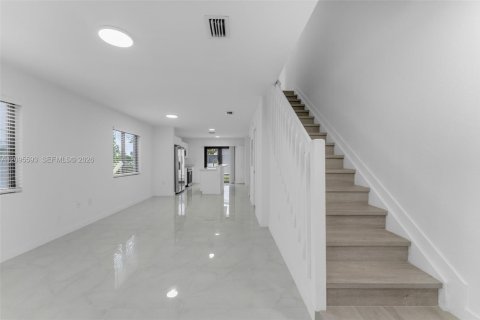 Immobilier commercial à vendre à Florida City, Floride: 239.87 m2 № 2385221 - photo 6