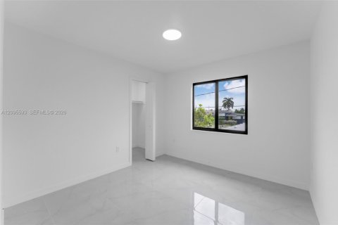 Immobilier commercial à vendre à Florida City, Floride: 239.87 m2 № 2385221 - photo 14