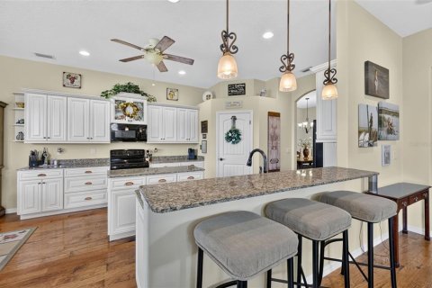 Villa ou maison à vendre à Sarasota, Floride: 3 chambres, 219.62 m2 № 2433146 - photo 10